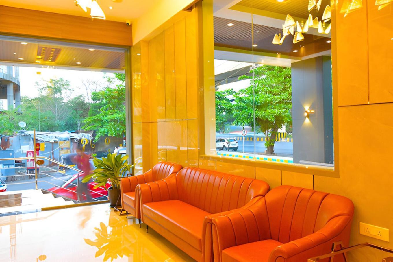 Glitz Hotels La Dahlia - Premium ธาเน ภายนอก รูปภาพ